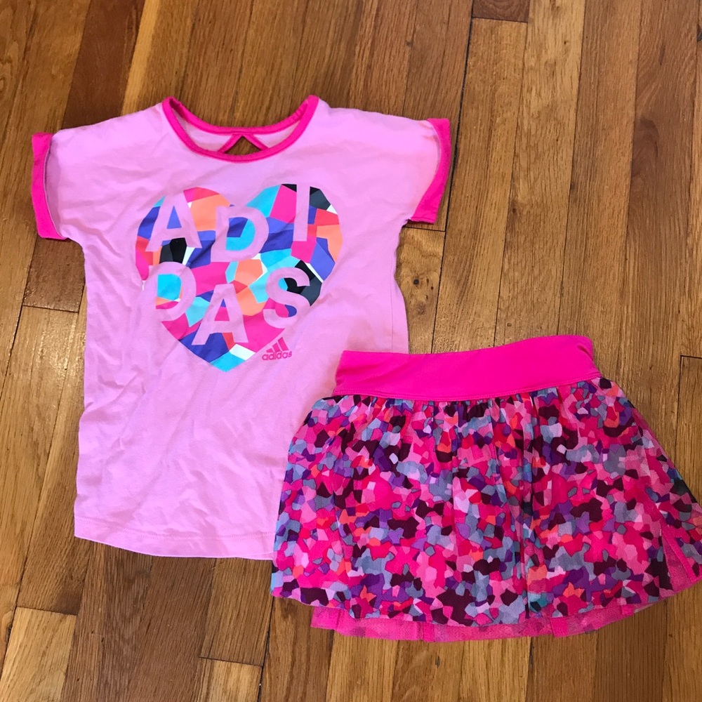 Girl's Adidas Outfit Size 6